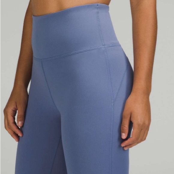 Lululemon Groove Super-High-Rise Crop 23"
Water Drop- size 12 - Picture 3 of 5
